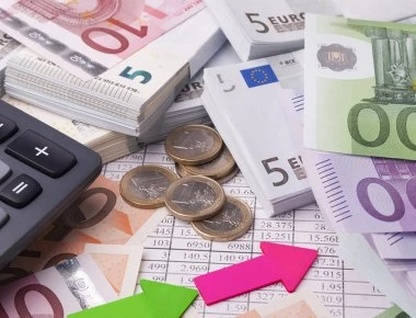 Πως θα γίνει η ρύθμιση των 120 δόσεων για χρέη άνω των 50.000 ευρώ για επαγγελματίες